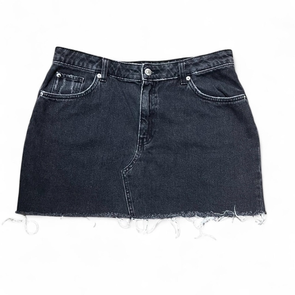 H&M Black Denim Mini Skirt